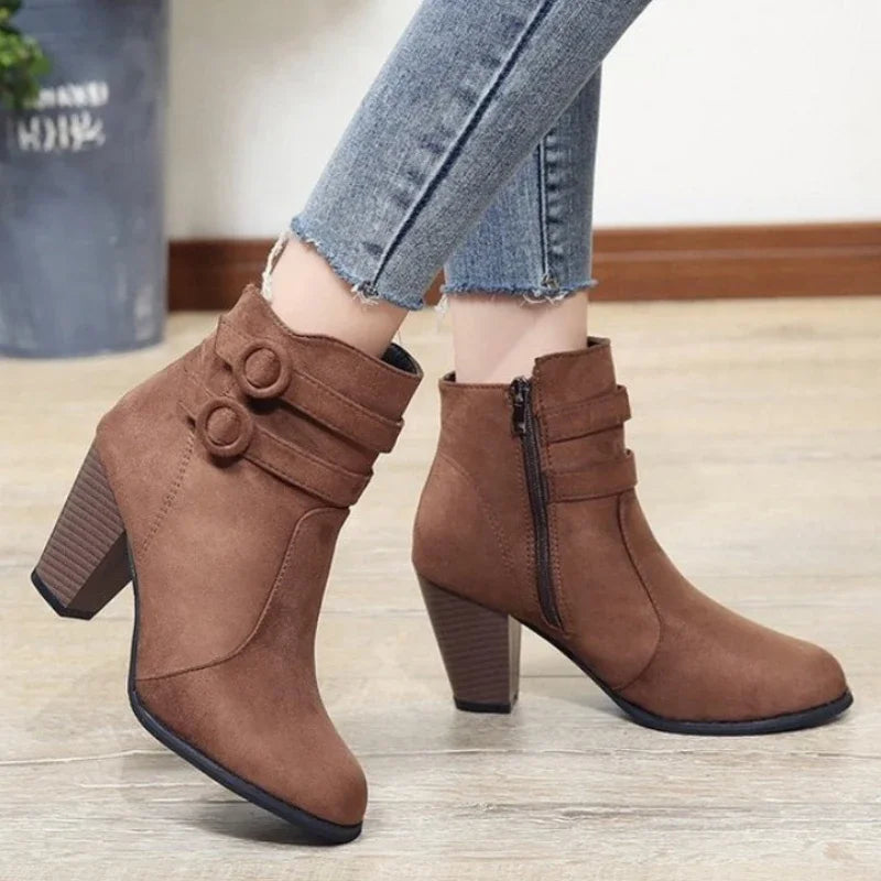 Bota Feminina Salto Alto de Zíper Goddess