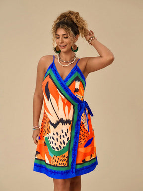 Vestido Feminino Estilo Envelope e Alças Ajustáveis - Raya. Plus Size