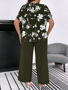Conjunto Feminino de Blusa e Calça Gina. Plus Size.