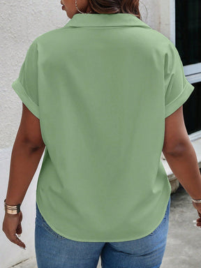 Blusa Feminina Plus Size Manga curta com detalhes Pérola