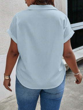 Blusa Feminina Plus Size Manga curta com detalhes Pérola