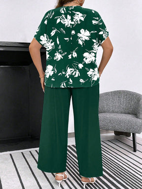 Conjunto Feminino de Blusa e Calça Gina. Plus Size.